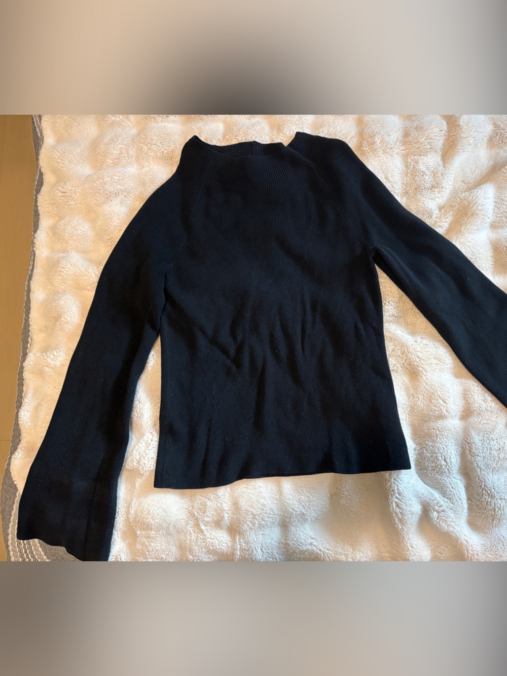 🩷 Banana Republic Black Ribbed Mock-Neck Long Sleeve sweater